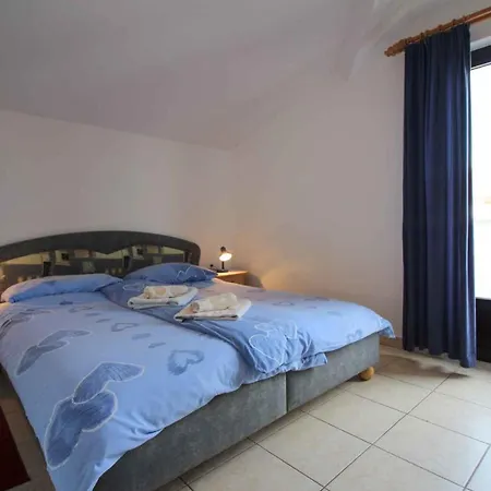 Apartment In Porec/istrien 10332 Porec